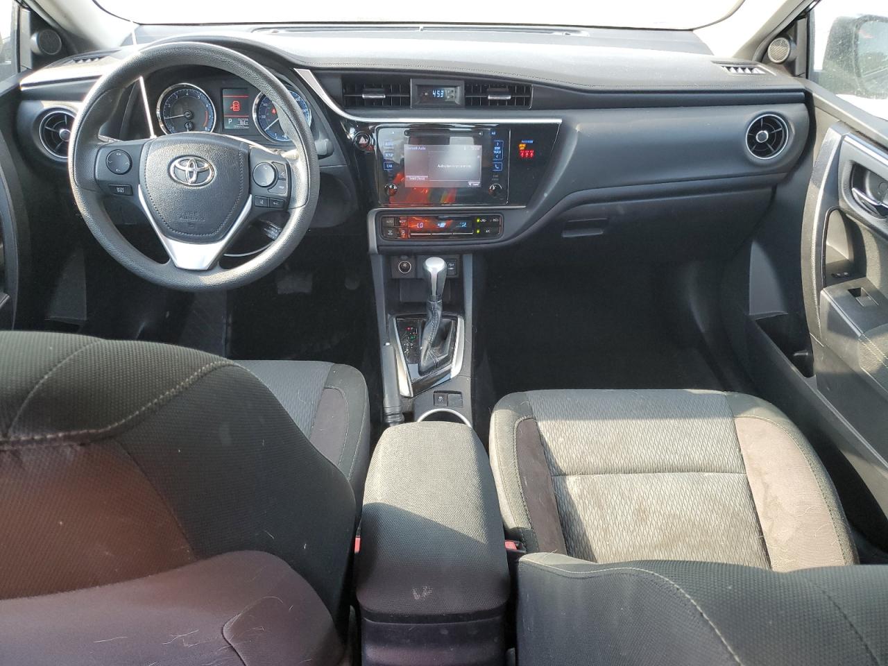 2019 Toyota Corolla L VIN: 2T1BURHEXKC199844 Lot: 85198325