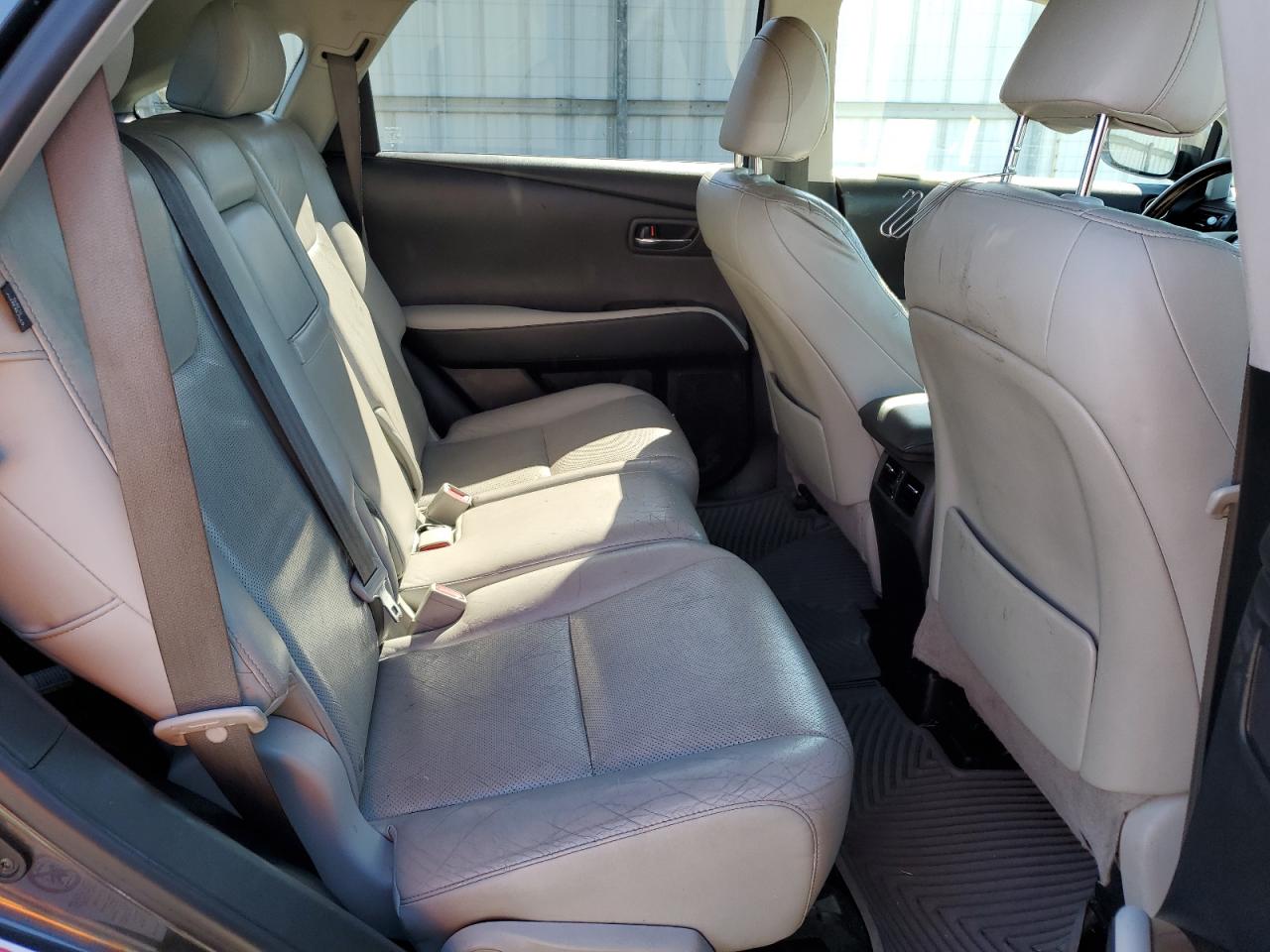 2011 Lexus Rx 450H VIN: JTJBC1BA2B2040063 Lot: 86171115