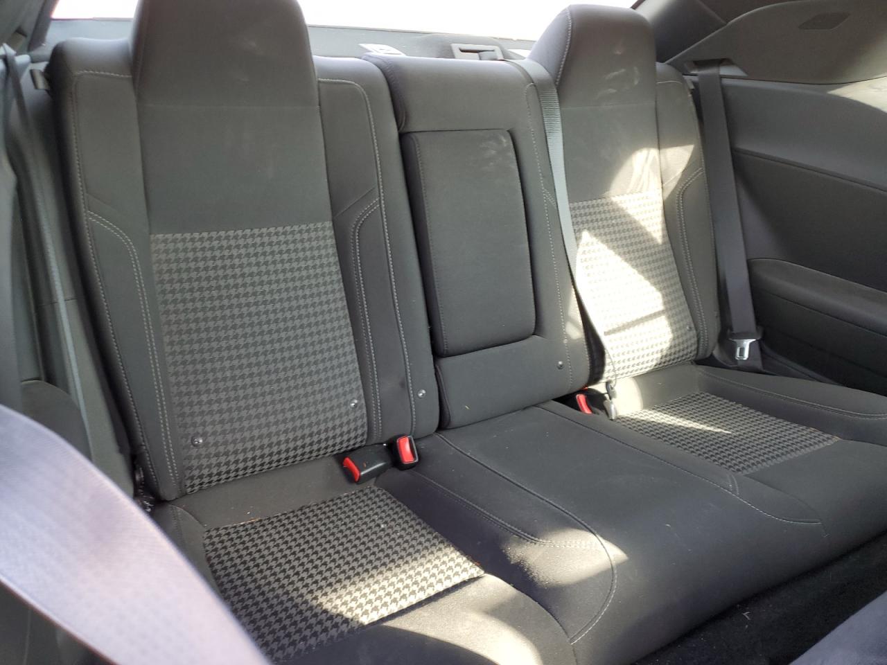 2018 Dodge Challenger Sxt VIN: 2C3CDZAG4JH287572 Lot: 89739185