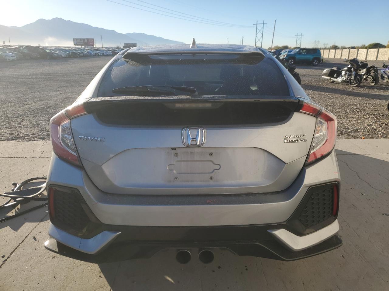 2018 Honda Civic Sport Touring VIN: SHHFK7H98JU222416 Lot: 87476295