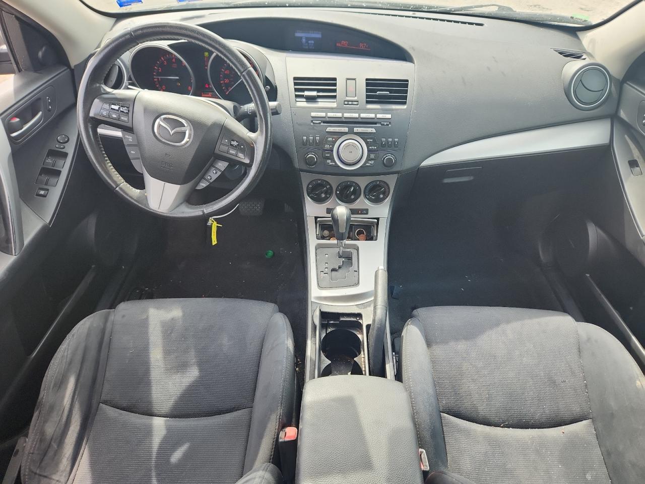 2010 Mazda 3 S VIN: JM1BL1H50A1298731 Lot: 84832925