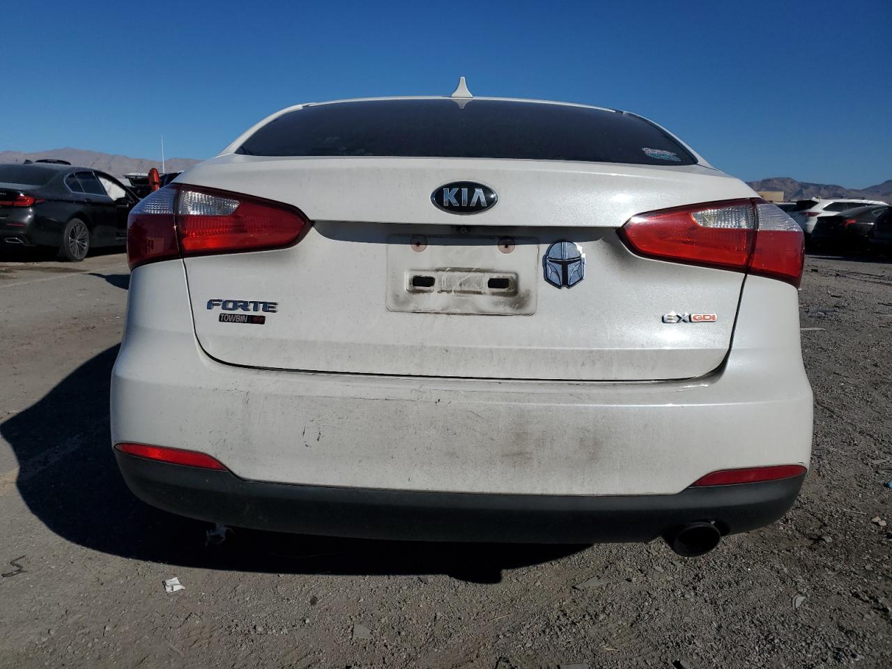 2016 Kia Forte Ex VIN: KNAFZ4A89G5465043 Lot: 90137005