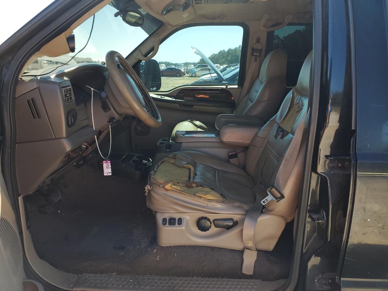 2000 Ford Excursion Limited VIN: 1FMNU42S3YEC34756 Lot: 86308835