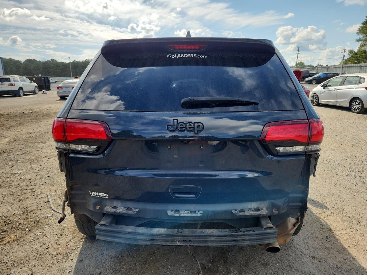 2018 Jeep Grand Cherokee Laredo VIN: 1C4RJEAG0JC338561 Lot: 82331845