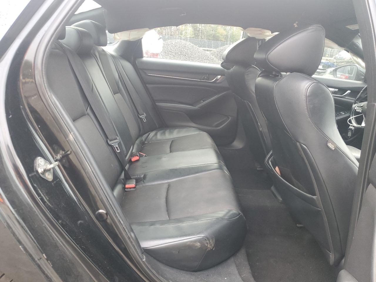 2018 Honda Accord Sport VIN: 1HGCV1F32JA184117 Lot: 86248125