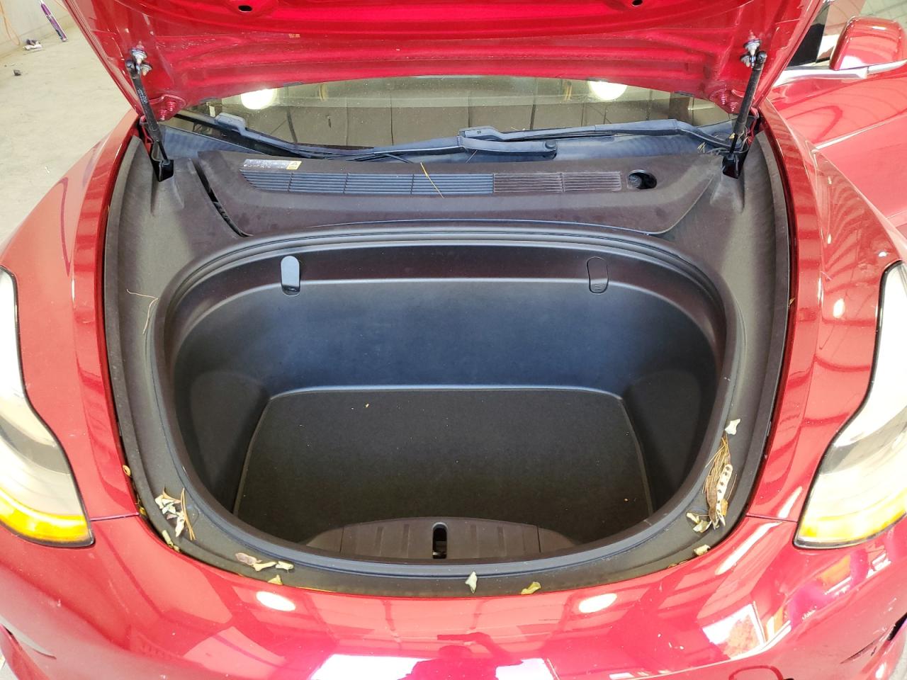 2018 Tesla Model 3 VIN: 5YJ3E1EA5JF047484 Lot: 82668915