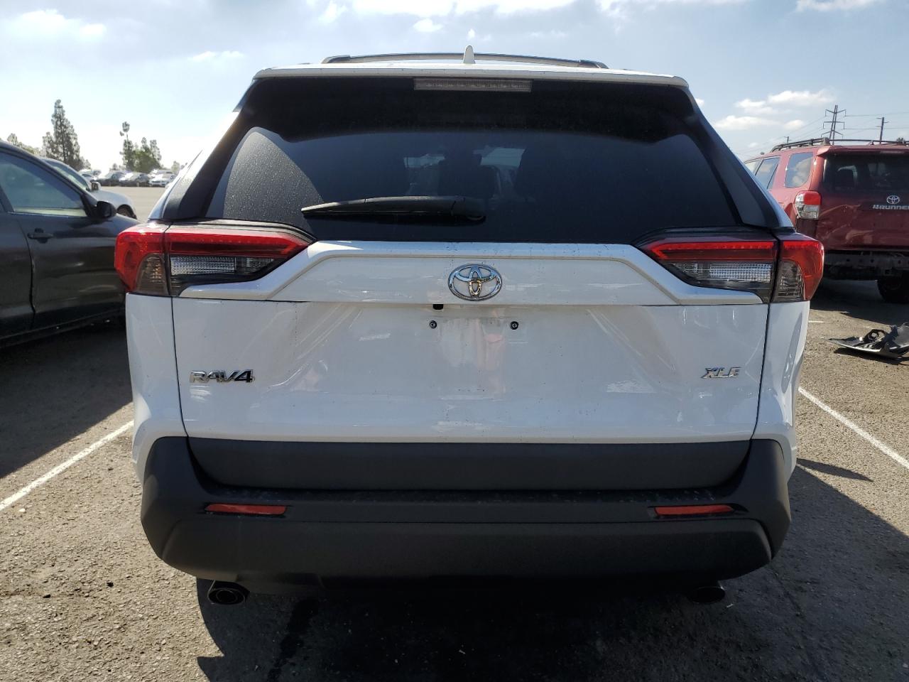 2022 Toyota Rav4 Xle VIN: 2T3W1RFV2NW229099 Lot: 82252645
