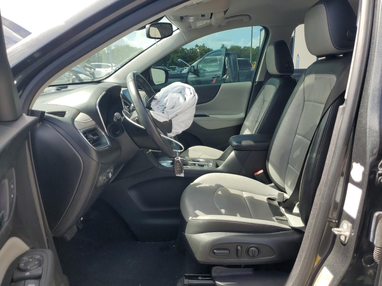 2018 Chevrolet Equinox Premier VIN: 2GNAXMEV0J6299470 Lot: 85586985