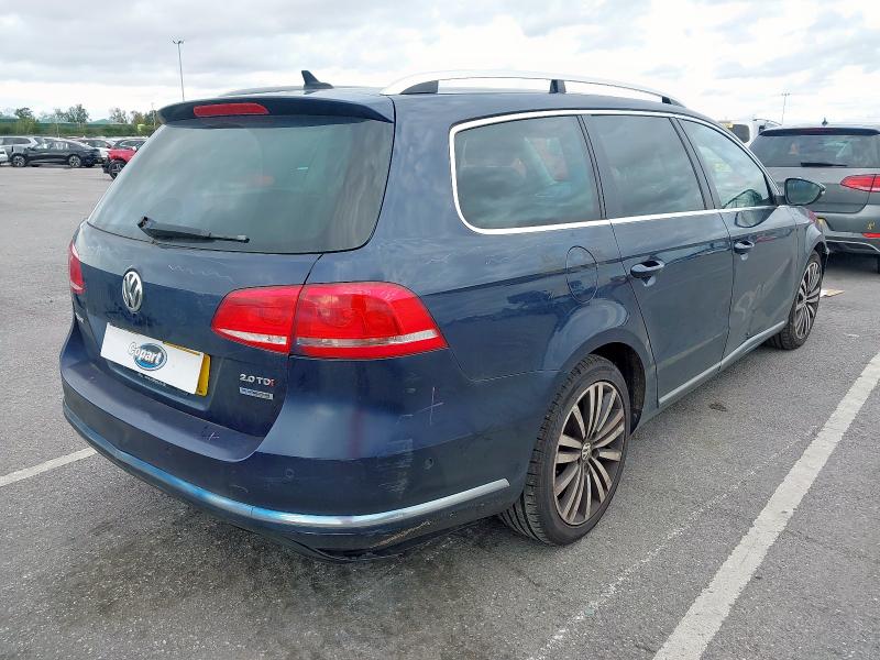 2012 VOLKSWAGEN PASSAT SPORT BLUE TECH TD 