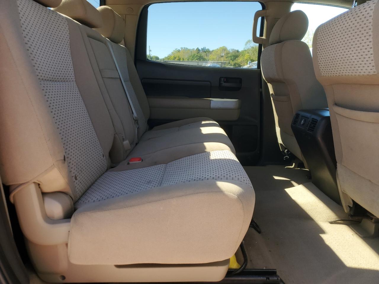 2007 Toyota Tundra Crewmax Sr5 VIN: 5TBDV54177S460582 Lot: 82386345