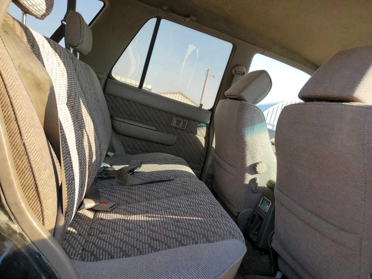 1994 Toyota 4Runner Vn39 Sr5 VIN: JT3VN39W0R8059620 Lot: 81392285