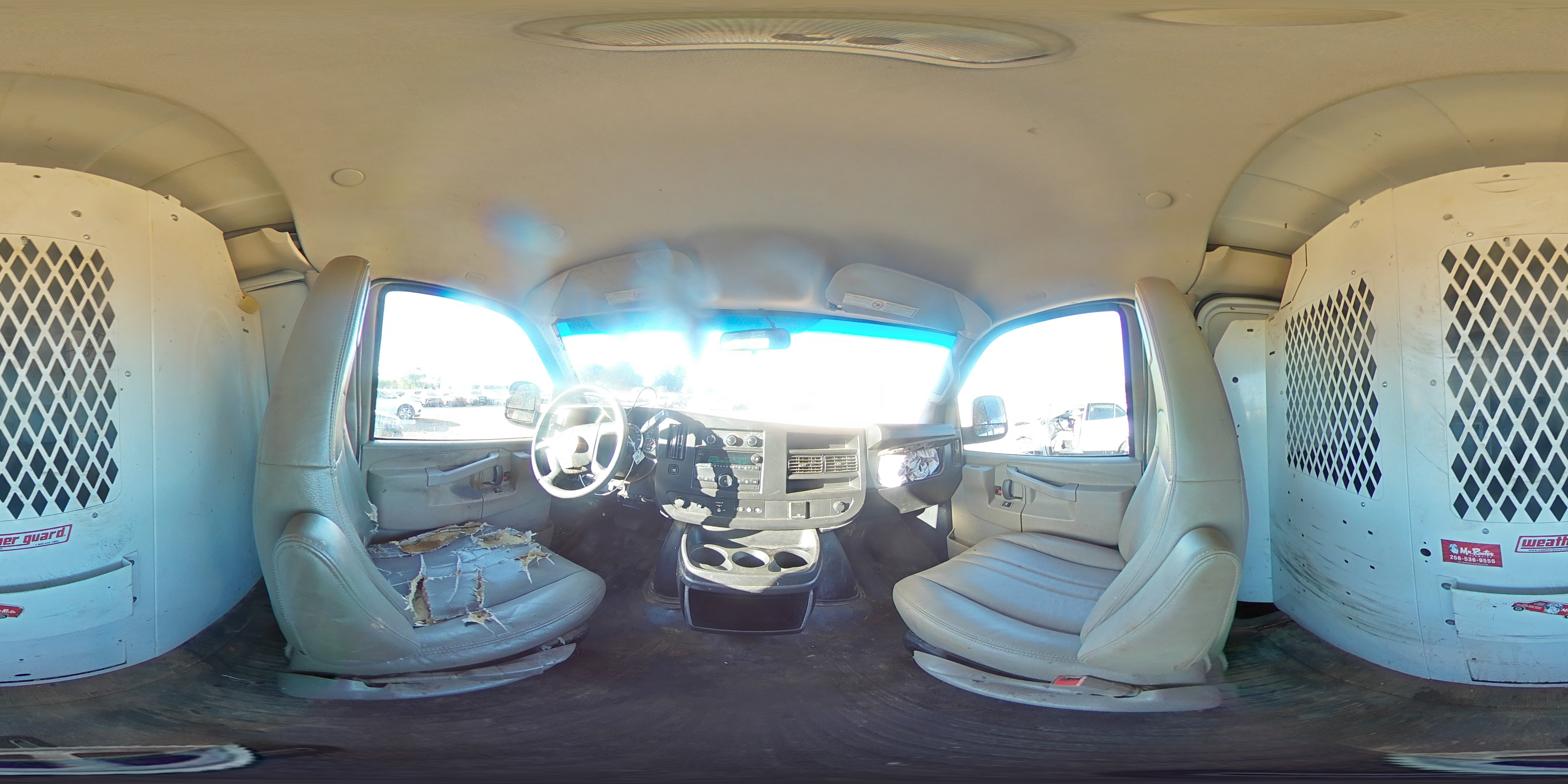 2018 Chevrolet Express G2500 VIN: 1GCWGBFP7J1336326 Lot: 87091425