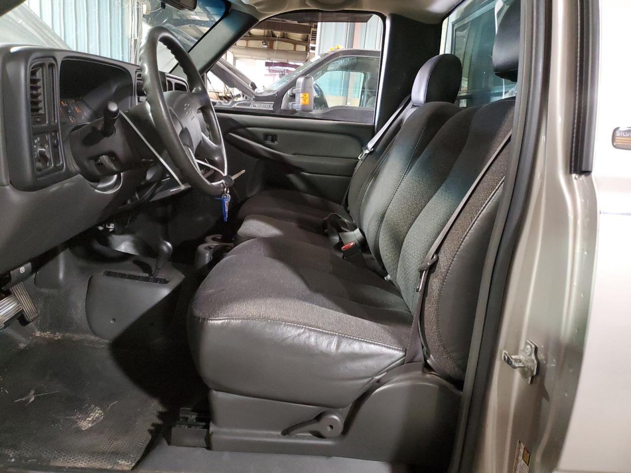 2004 Chevrolet Silverado K1500 VIN: 1GCEK14T24Z258919 Lot: 81945085