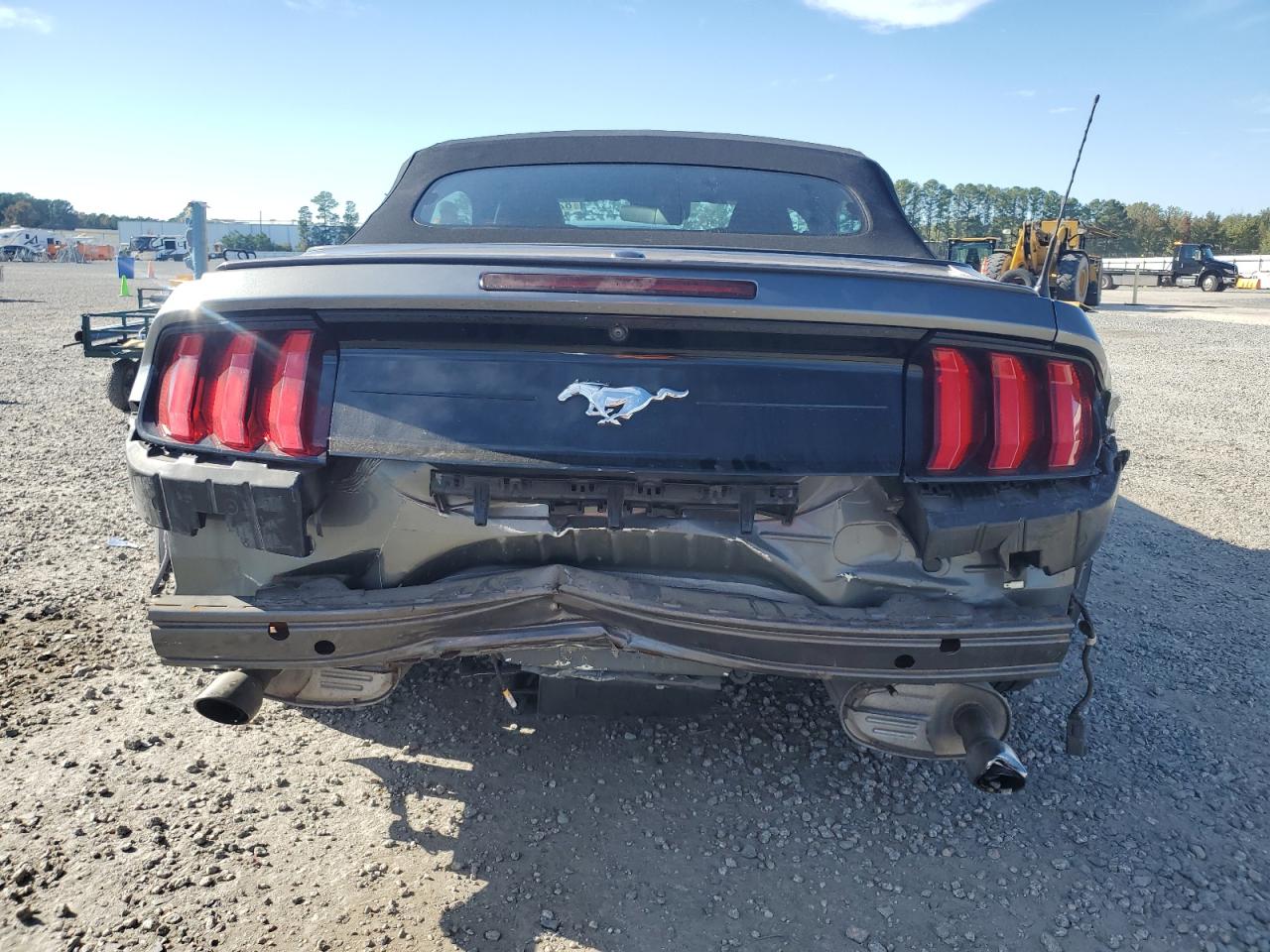 2022 Ford Mustang Ma VIN: 1FATP8UH3N5120835 Lot: 82656565