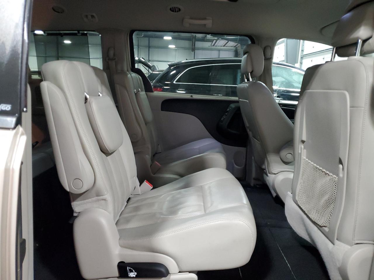 2012 Chrysler Town & Country Touring L VIN: 2C4RC1CG3CR415918 Lot: 90025075