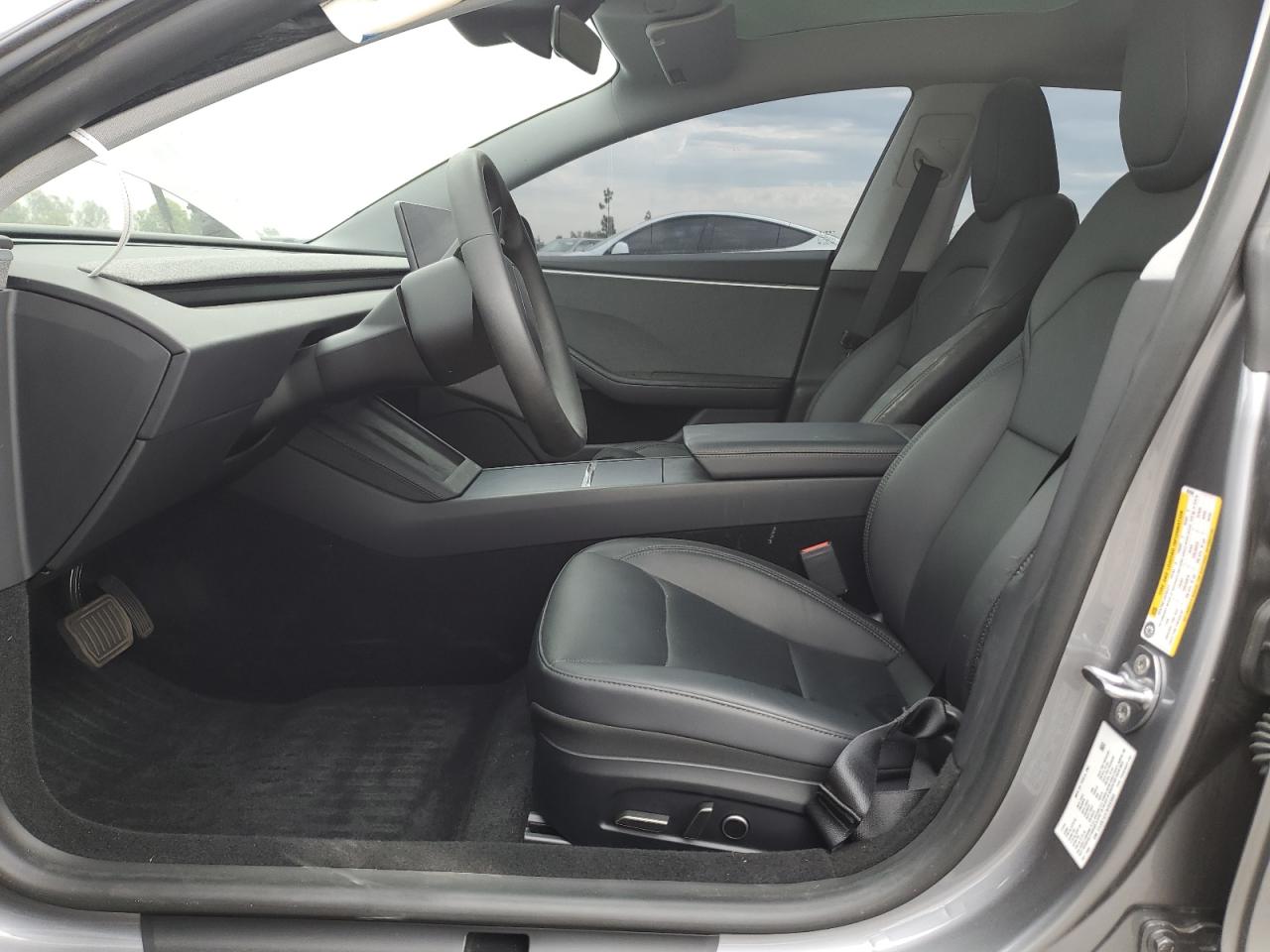 2025 Tesla Model 3 VIN: 5YJ3E1EA7SF893584 Lot: 84391305