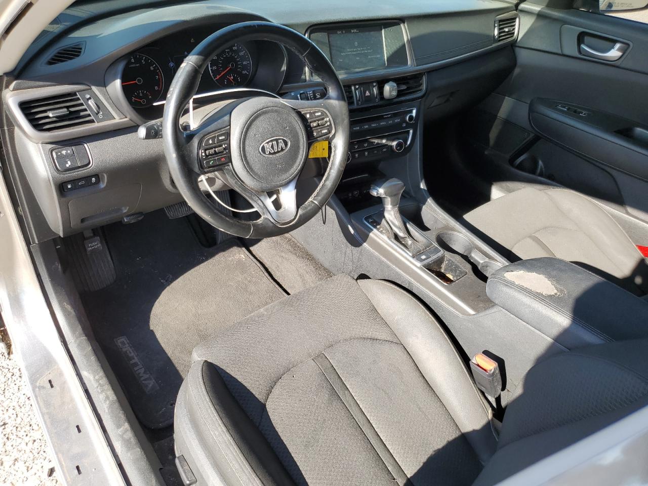 2018 Kia Optima Lx VIN: 5XXGT4L11JG208292 Lot: 84557485