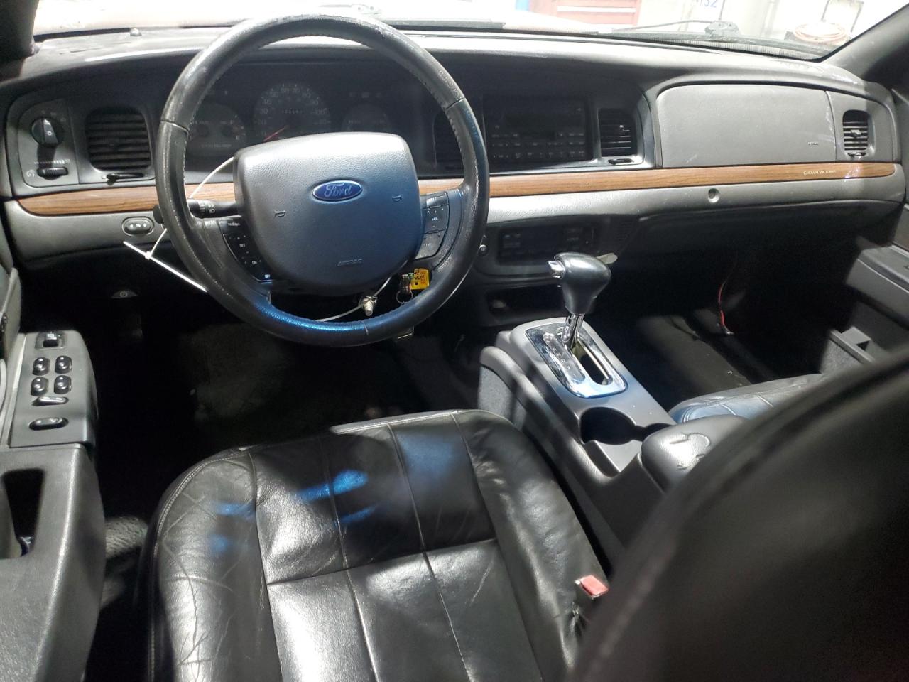 2005 Ford Crown Victoria Lx VIN: 2FAHP74W45X116984 Lot: 85414205