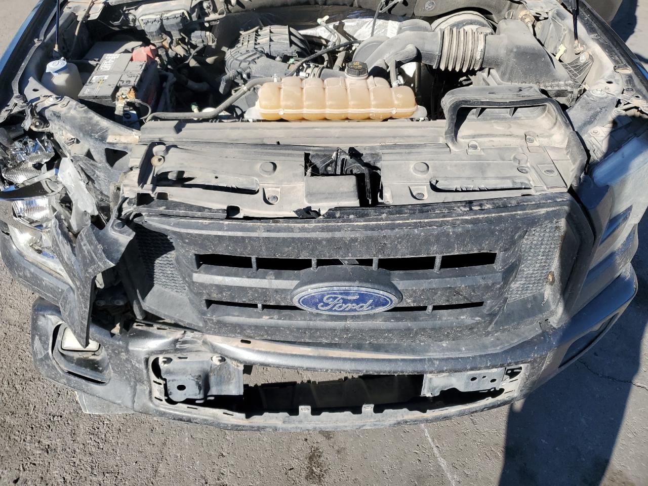 2017 Ford F150 VIN: 1FTMF1C88HKC33759 Lot: 87476585