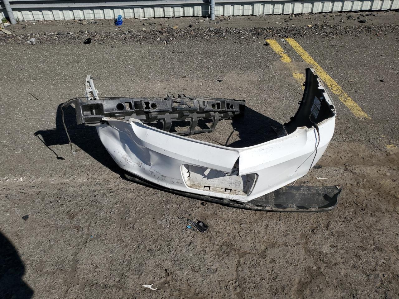 2009 Chevrolet Malibu Ls VIN: 1G1ZG57B29F241388 Lot: 87007425