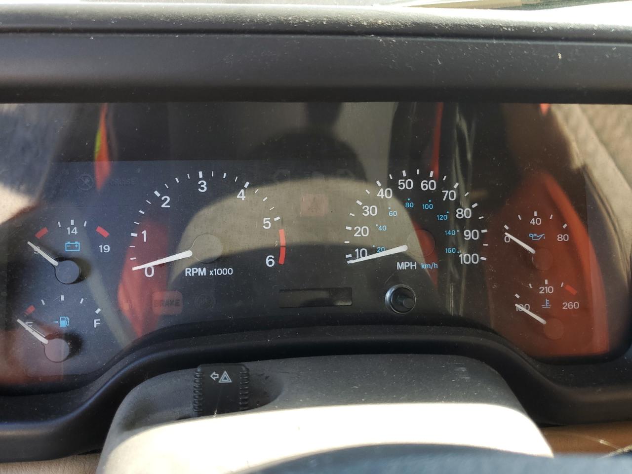 2000 Jeep Wrangler / Tj Se VIN: 1J4FA29P2YP709559 Lot: 85907175