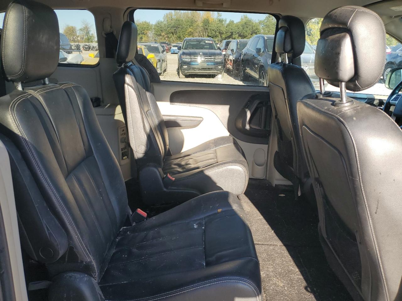 2014 Chrysler Town & Country Touring VIN: 2C4RC1BG7ER437005 Lot: 89519265