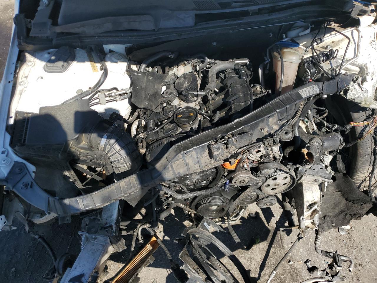 2011 Audi A4 Premium VIN: WAUAFAFL0BN037725 Lot: 82308745