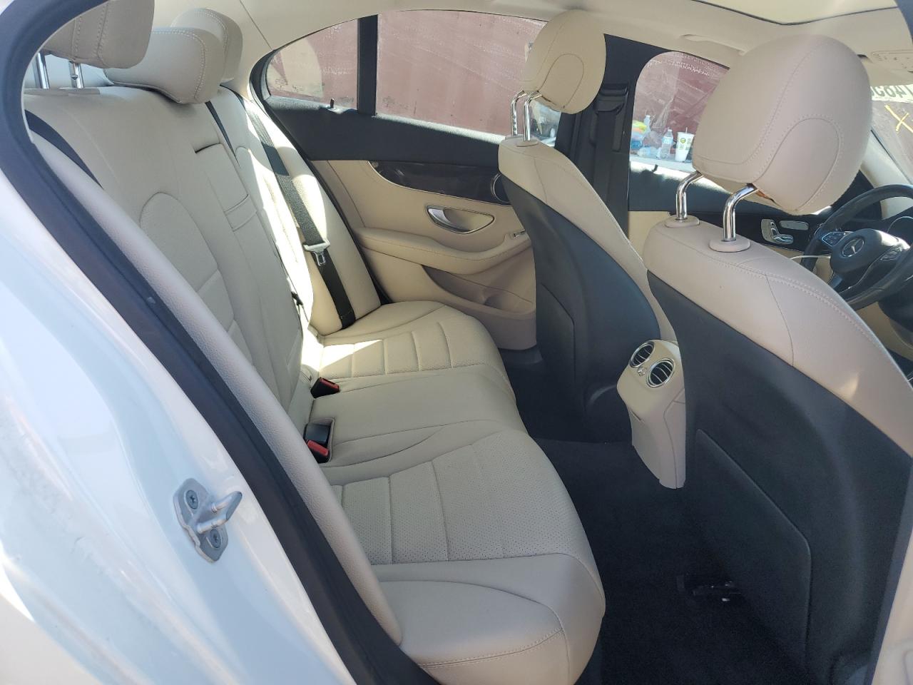 2015 Mercedes-Benz C 300 VIN: 55SWF4JB2FU090342 Lot: 84748585