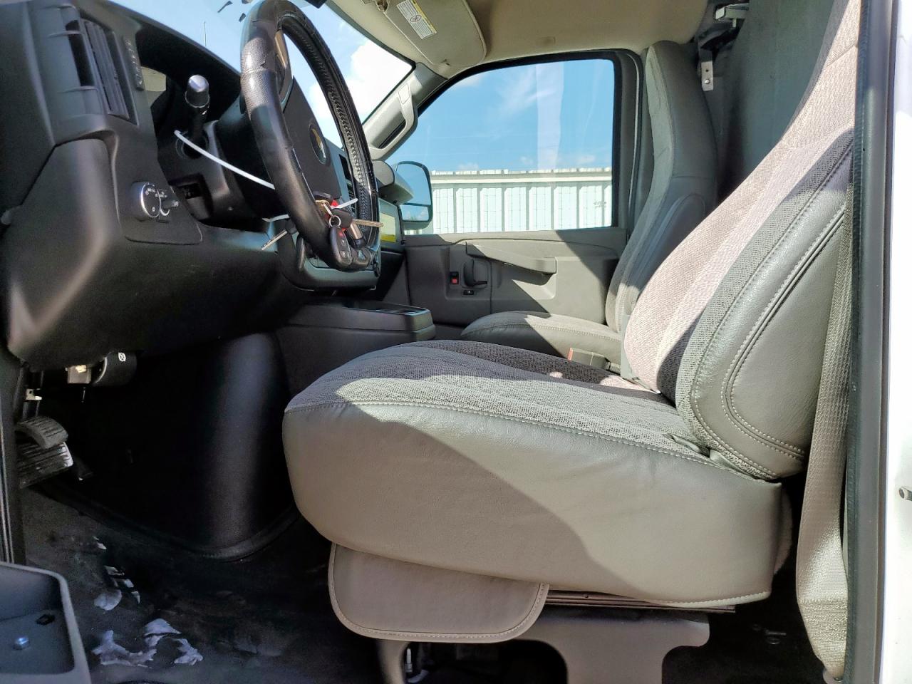 2016 Chevrolet Express G3500 VIN: 1GCZGHFG6G1287547 Lot: 85946395