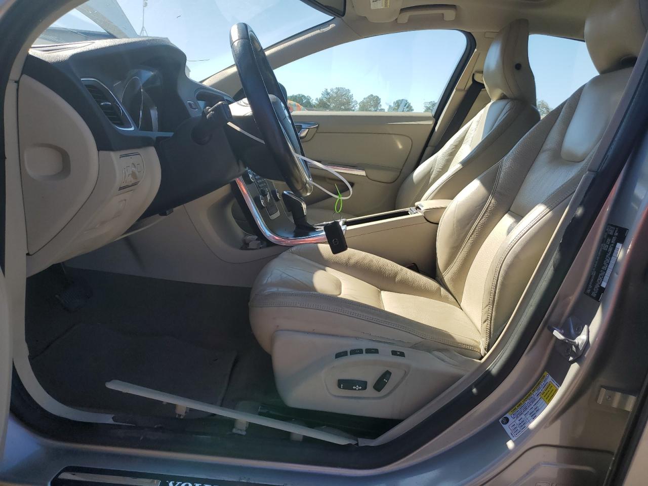 2014 Volvo S60 T5 VIN: YV1612FH9E2273850 Lot: 90996215