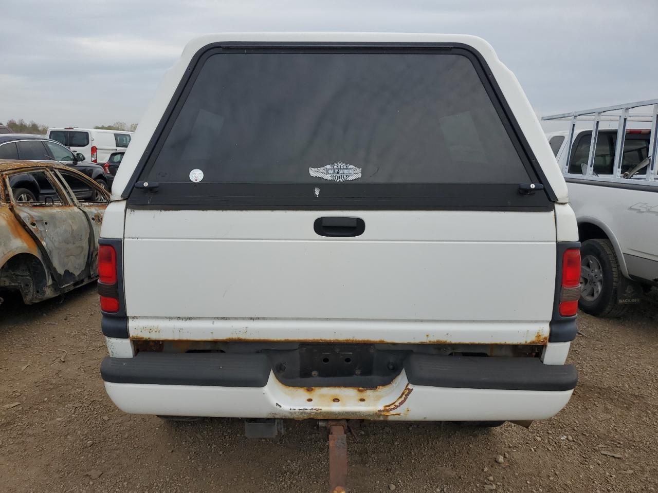 1998 Dodge Ram 2500 VIN: 3B7KF22D1WG115522 Lot: 86814105