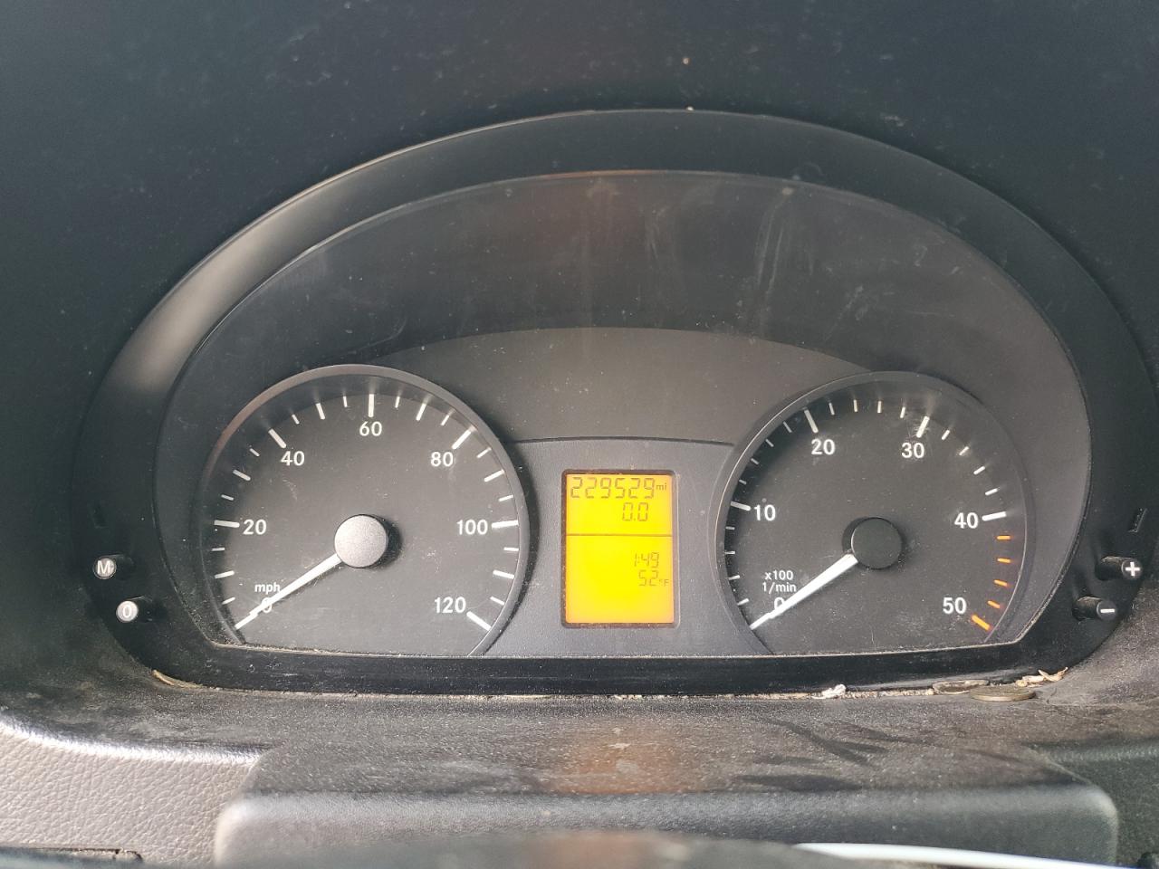 2013 Mercedes Benz Sprinter Box Truck VIN: WDAPF3CC6D9558329 Lot: 90136715