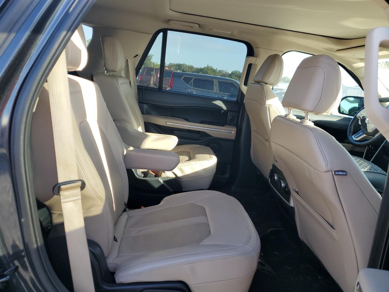 2023 Ford Expedition Limited VIN: 1FMJU1K80PEA40475 Lot: 87225065