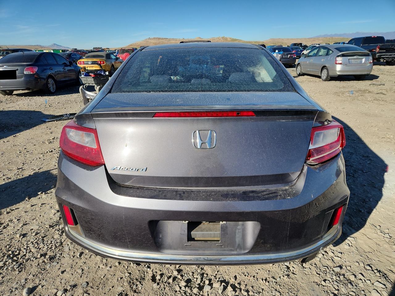 2015 Honda Accord Ex VIN: 1HGCT1B74FA011351 Lot: 82782765