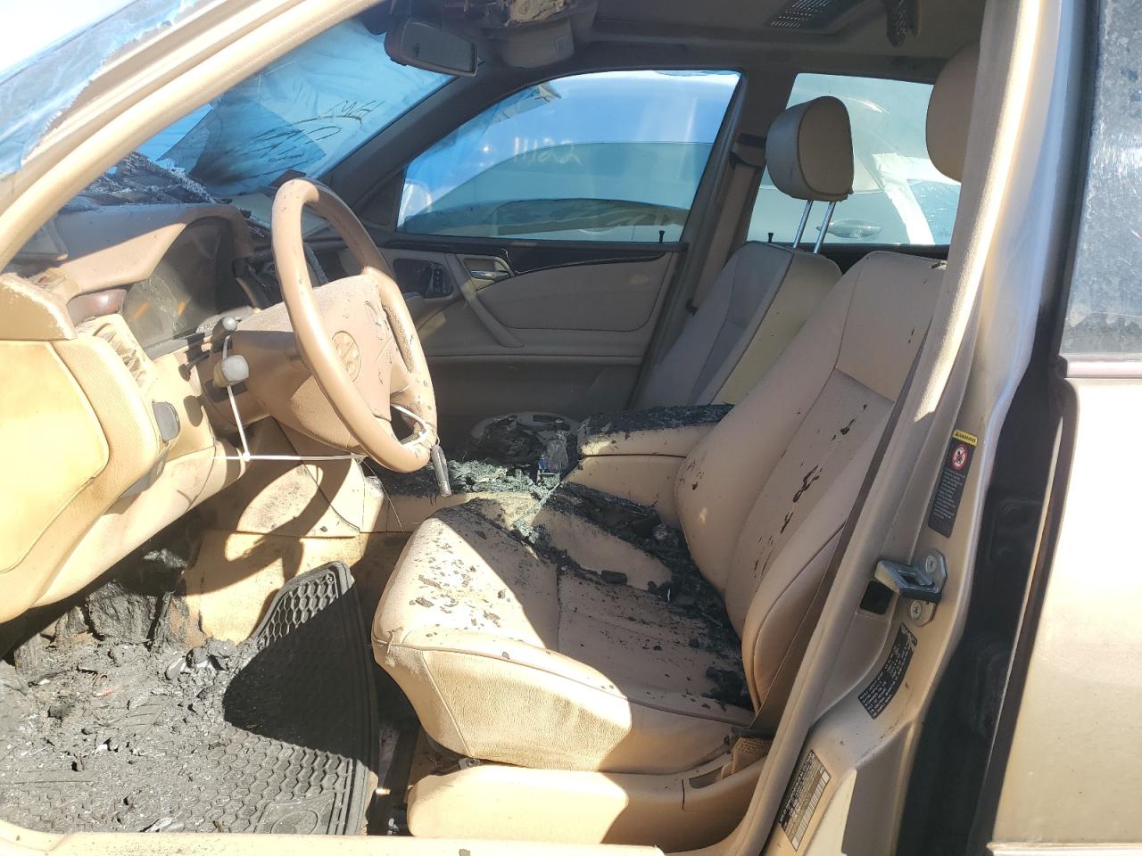 2001 Mercedes-Benz E 320 VIN: WDBJF65J01B276075 Lot: 81520945