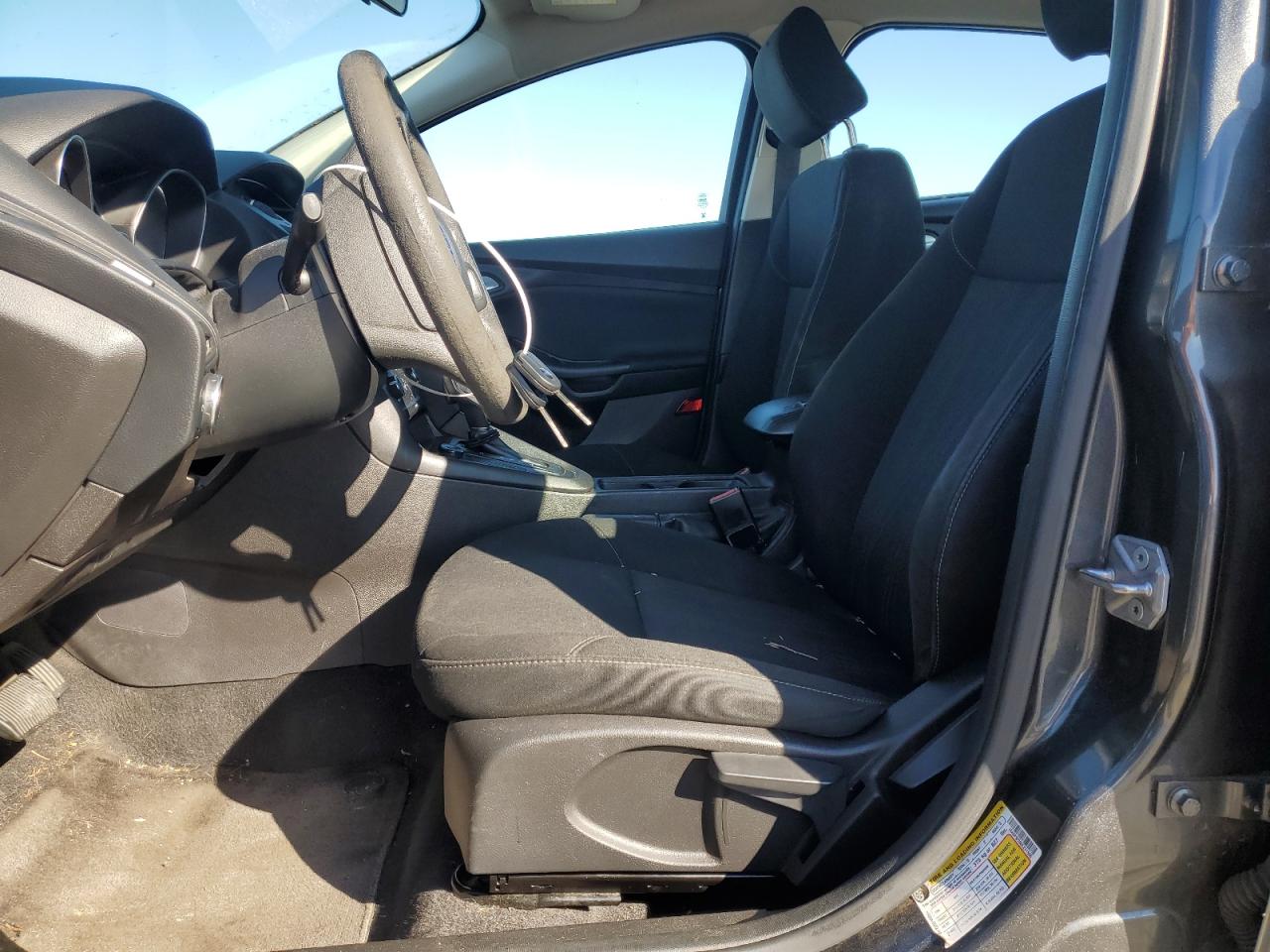 2017 Ford Focus Se VIN: 1FADP3F26HL271586 Lot: 82540615