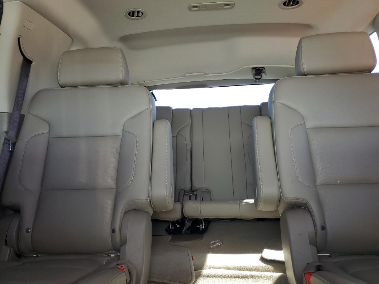 2018 GMC Yukon Slt VIN: 1GKS1BKC3JR326773 Lot: 89702675