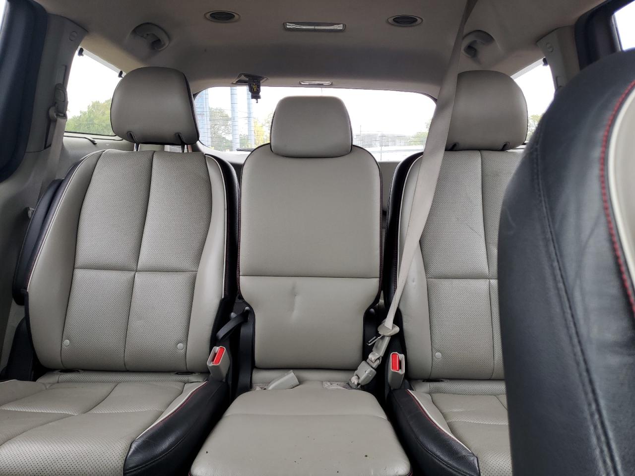 2021 Kia Sedona Lx VIN: KNDMB5C13M6668956 Lot: 82546005