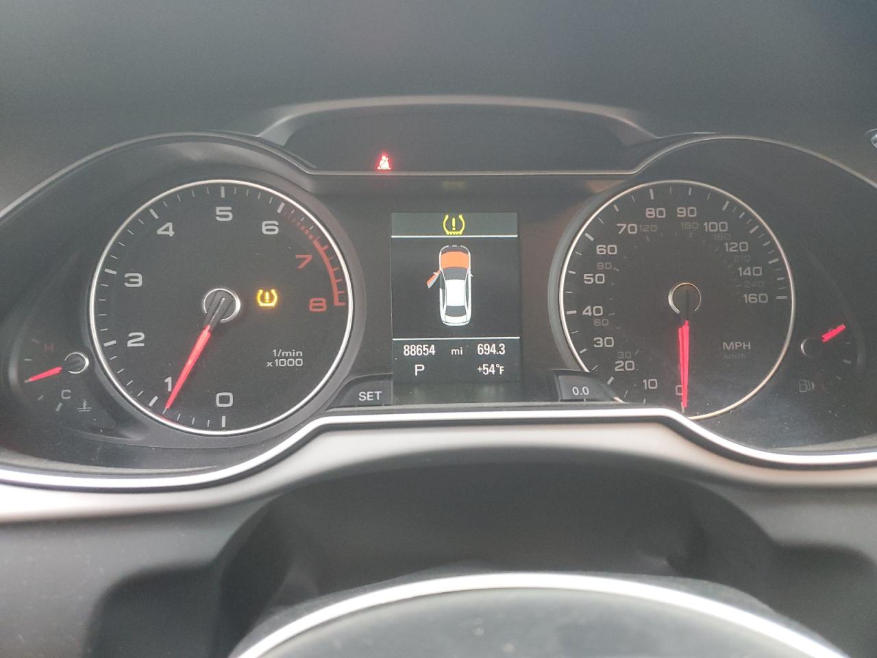 2015 Audi A4 Premium Plus VIN: WAUFFAFL3FN020817 Lot: 85571255