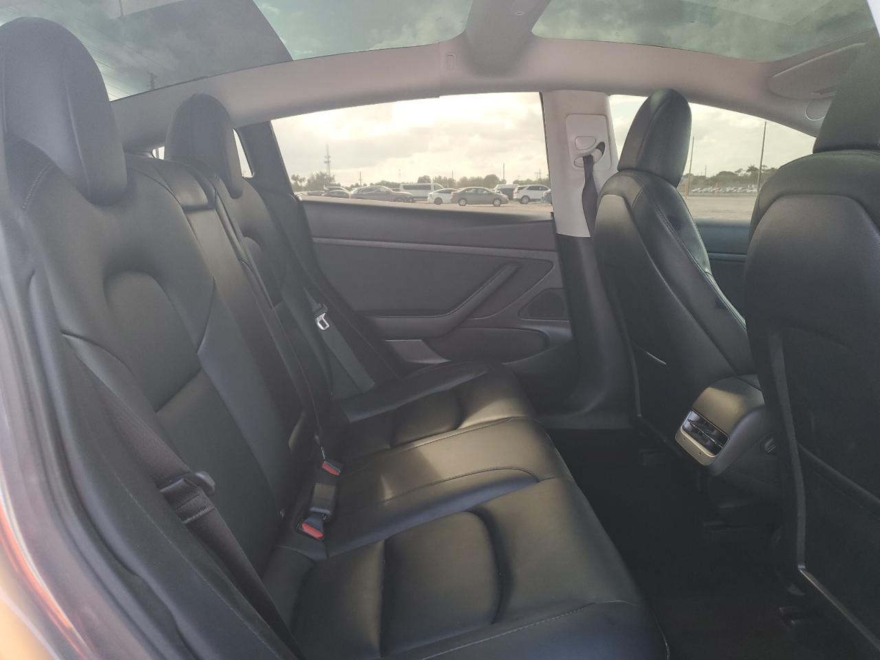 2021 Tesla Model 3 VIN: 5YJ3E1EA6MF854083 Lot: 81975475
