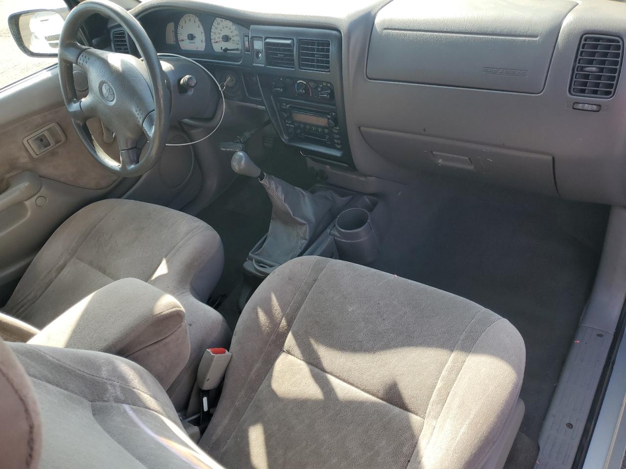 2004 Toyota Tacoma Xtracab VIN: 5TEVL52N04Z422472 Lot: 81917265