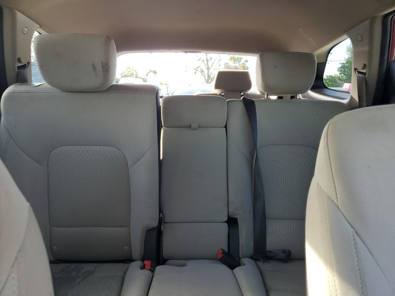 2017 Hyundai Santa Fe Se VIN: KM8SM4HF6HU250632 Lot: 85324345