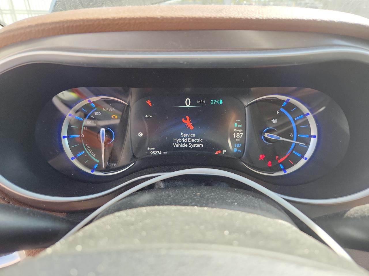 2018 Chrysler Pacifica Hybrid Limited VIN: 2C4RC1N70JR169646 Lot: 81982545