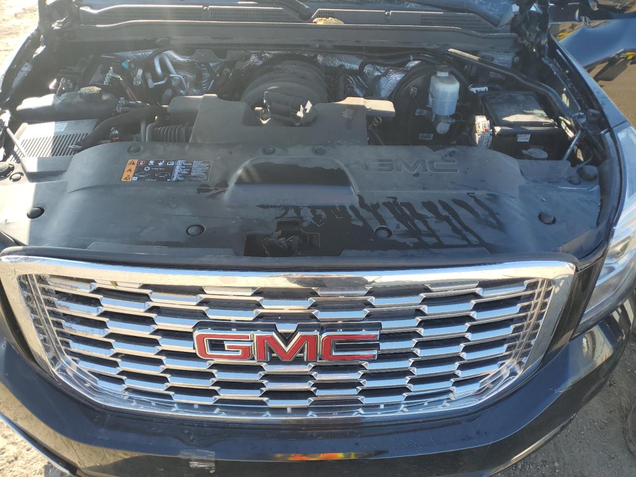 2018 GMC Yukon Denali VIN: 1GKS2CKJ4JR101909 Lot: 90523635