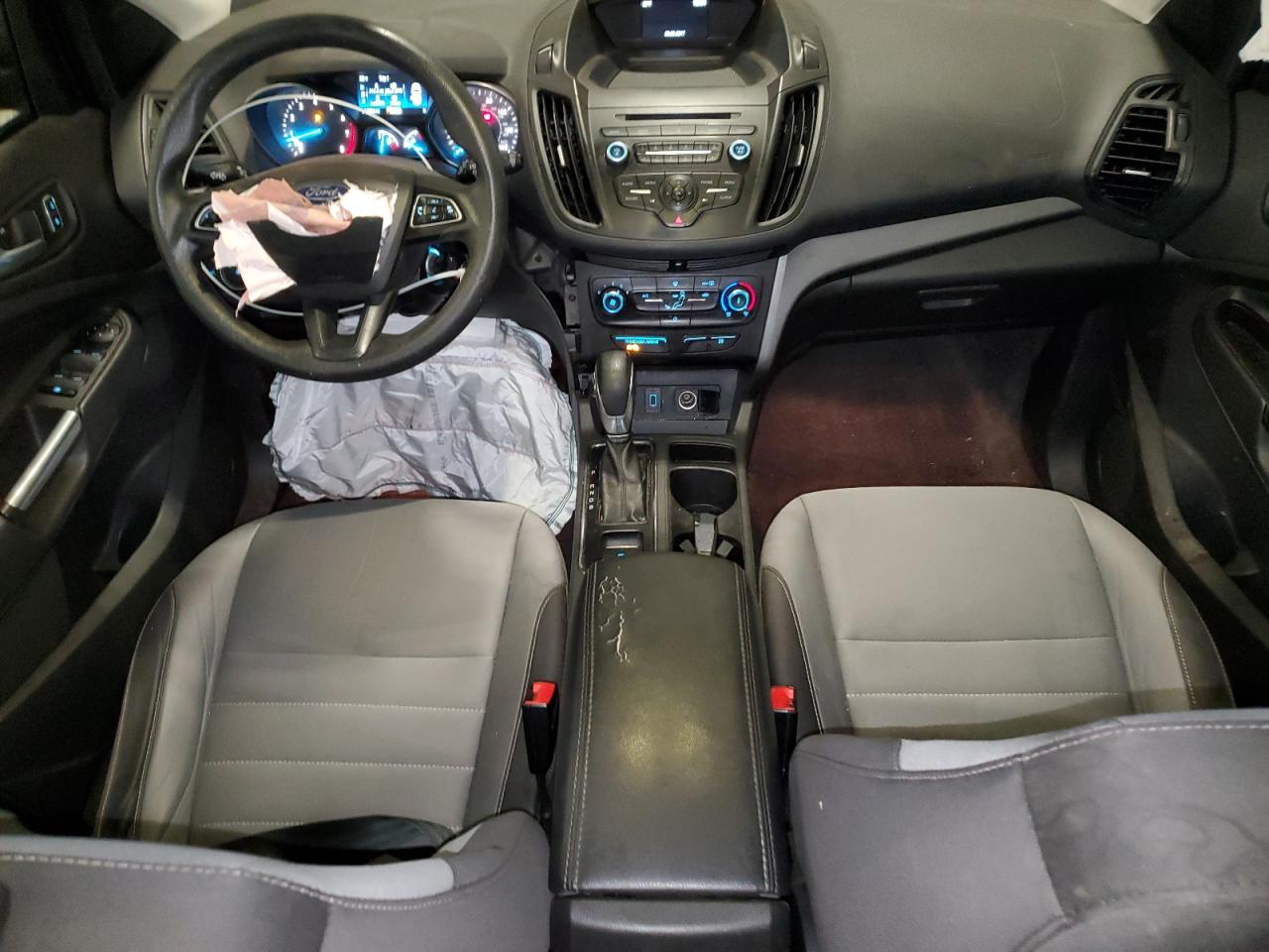 2018 Ford Escape S VIN: 1FMCU0F78JUA33551 Lot: 91027275