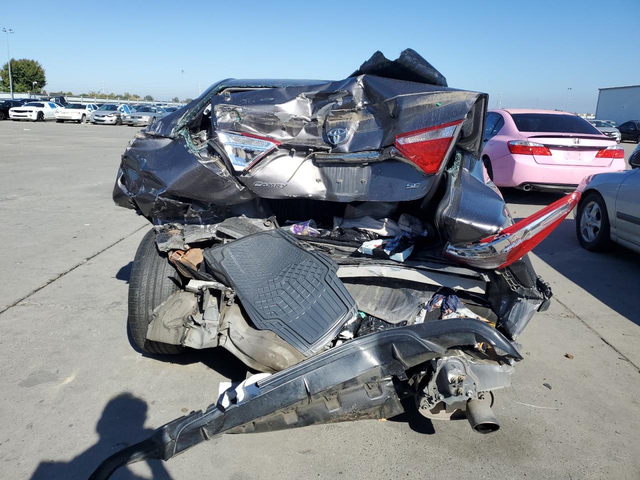 2017 Toyota Camry Le VIN: 4T1BF1FK5HU401064 Lot: 82662735