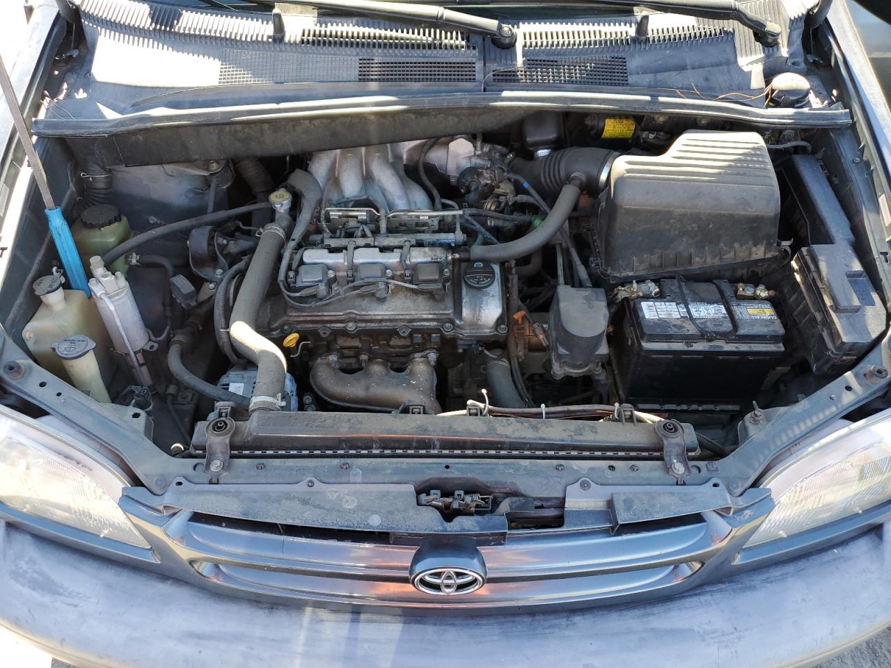 2000 Toyota Sienna Ce VIN: 4T3ZF19C4YU238224 Lot: 87040675