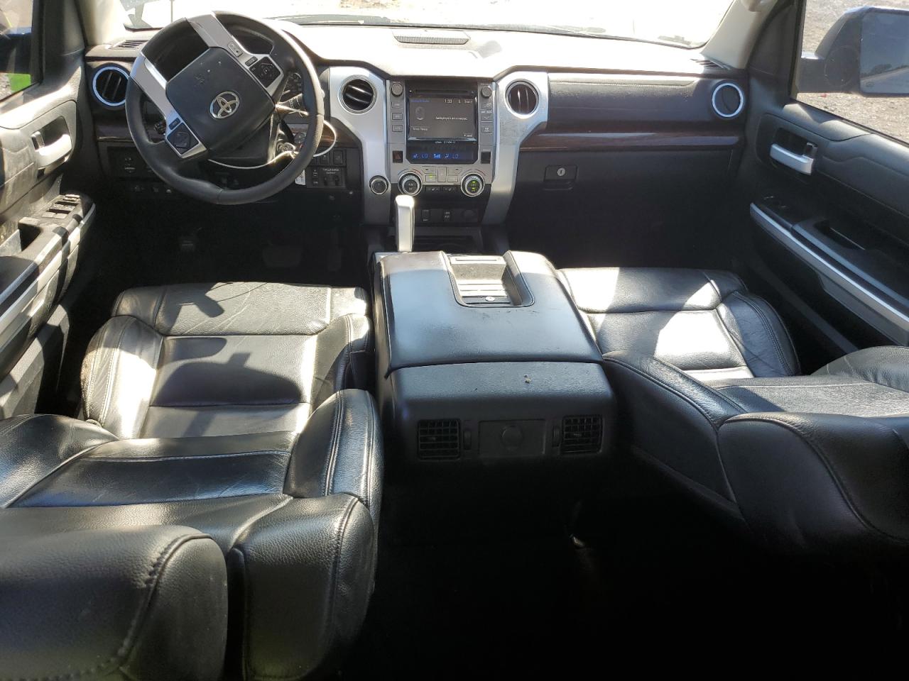 2017 Toyota Tundra Crewmax Limited VIN: 5TFHW5F15HX632395 Lot: 86334115