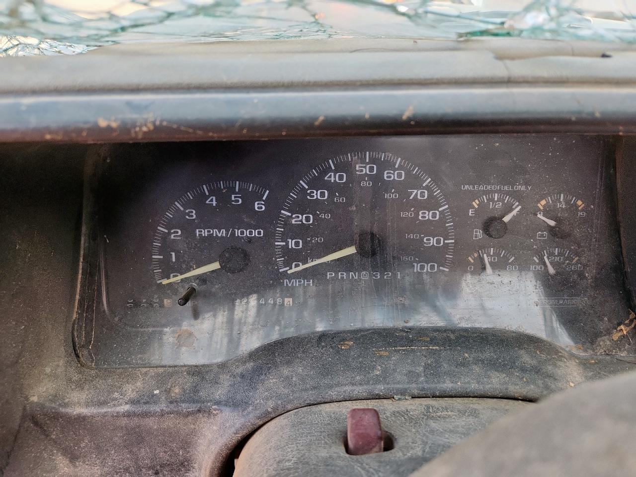 1998 GMC Sierra K2500 VIN: 1GTGK29R5WE520289 Lot: 85267605