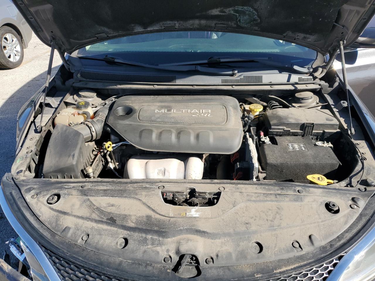 2017 Chrysler 200 Limited VIN: 1C3CCCAB7HN511231 Lot: 87211995